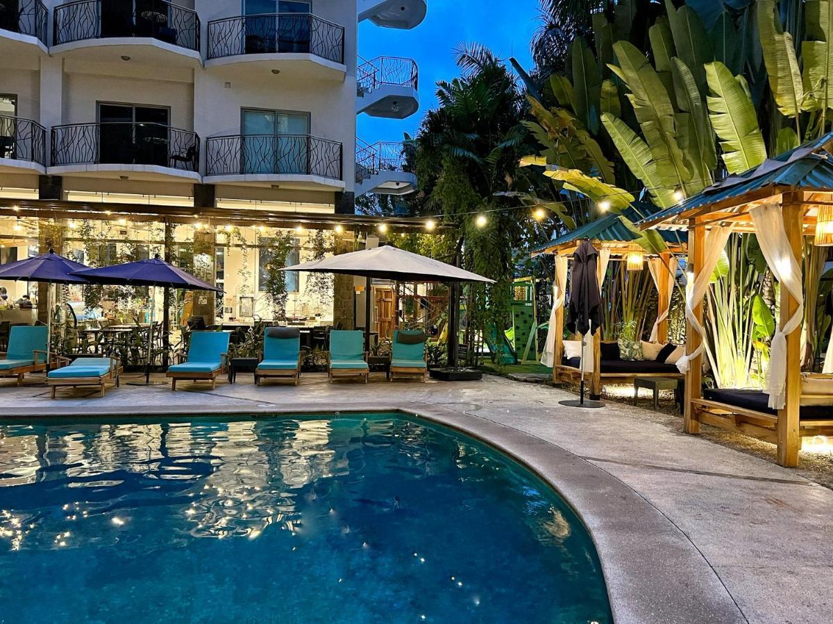 Pacific Suites Boutique Hotel And Bistro Jaco Bagian luar foto